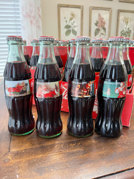Coca Cola Christmas 1995 Full Flat Of 24 Bottles 4 bottle styles