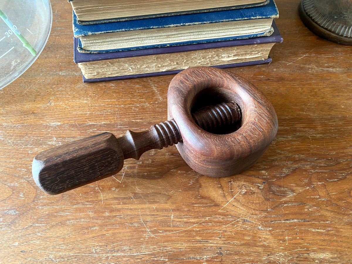 Vintage Twist Wooden nut Crusher