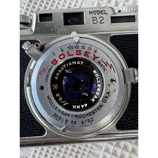 Bolsey Model B2 35mm Camera Wollensak Anastigmat 44mm f/3.2 Lens & Leather Case