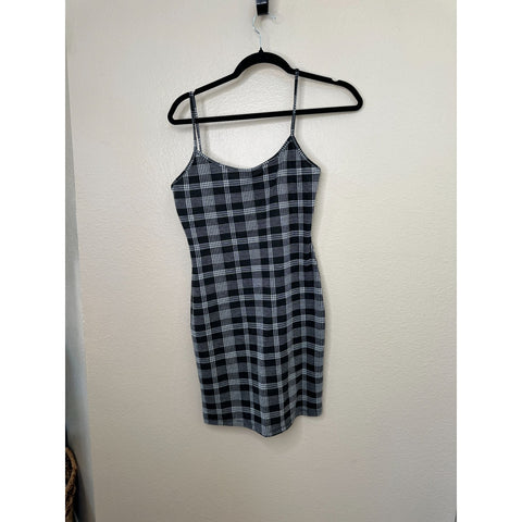 Popular 21 Black Dress