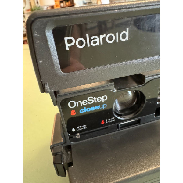 Polaroid OneStep Closeup 600 Instant Film Camera Black Strap Attached Vintage