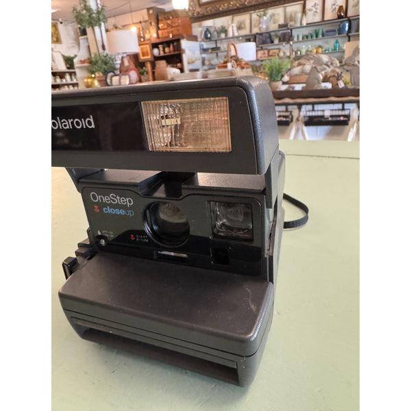 Polaroid OneStep Closeup 600 Instant Film Camera Black Strap Attached Vintage