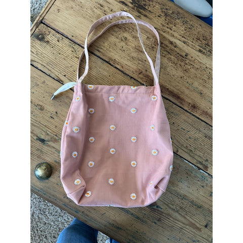 Womens Pink Daisy Purse