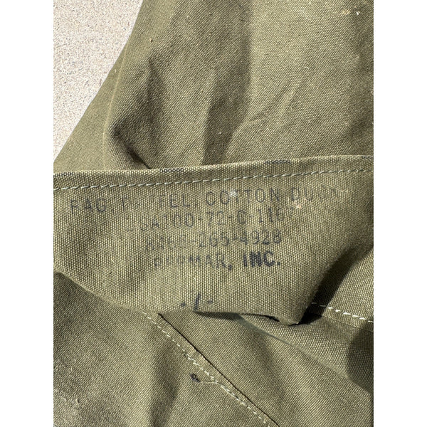 Vintage U.S. Military Olive Green Canvas Rucksack Duffle Bag w Strap 1962-1977