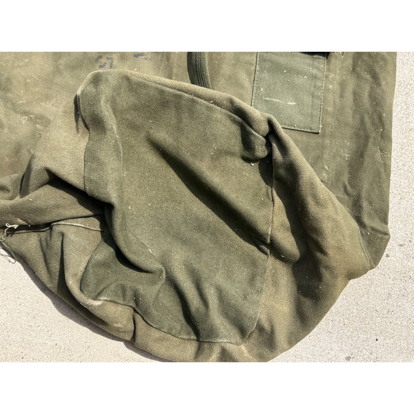 Vintage U.S. Military Olive Green Canvas Rucksack Duffle Bag w Strap 1962-1977