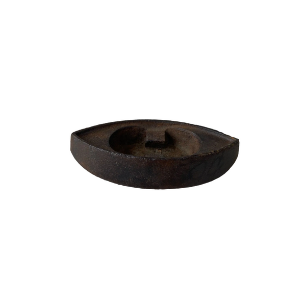 Antique Rustic Cast Iron Sad Iron Body For Collectors and Decor