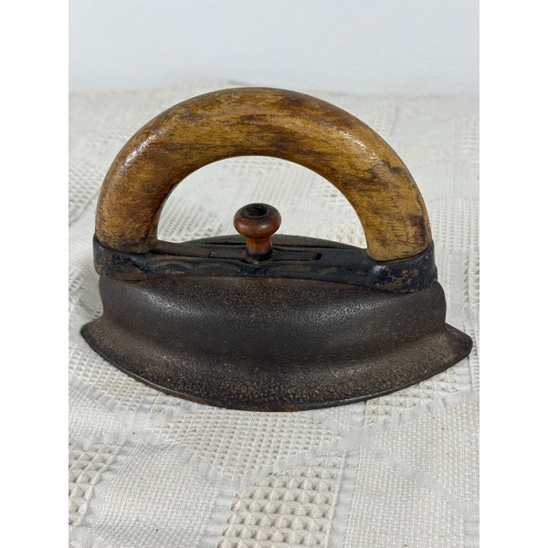 Antique Cast Iron Sad Iron With Wooden Handle Primitive Home Decor 1904