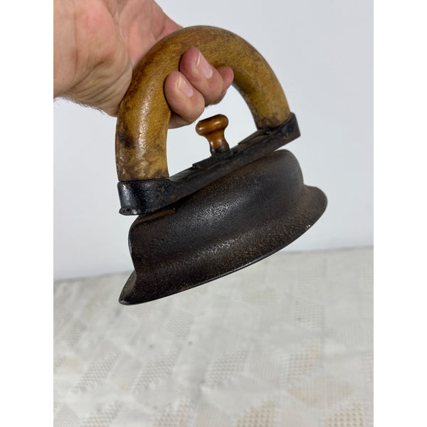 Antique Cast Iron Sad Iron With Wooden Handle Primitive Home Decor 1904