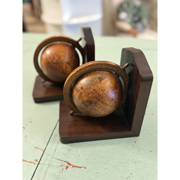 Olde World Globe Bookends