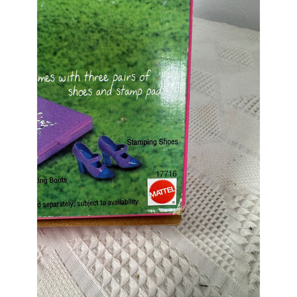 Movin Groovin Teresa Doll by Mattel Vintage 1997 Barbie w Accessories 11198 NIB