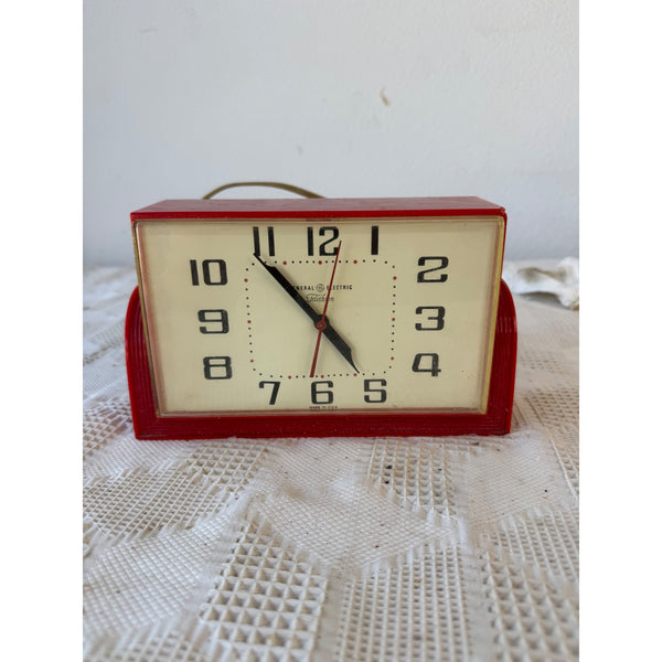 Vintage General Electric Telechron Model 2H47 Red Electric Alarm Clock