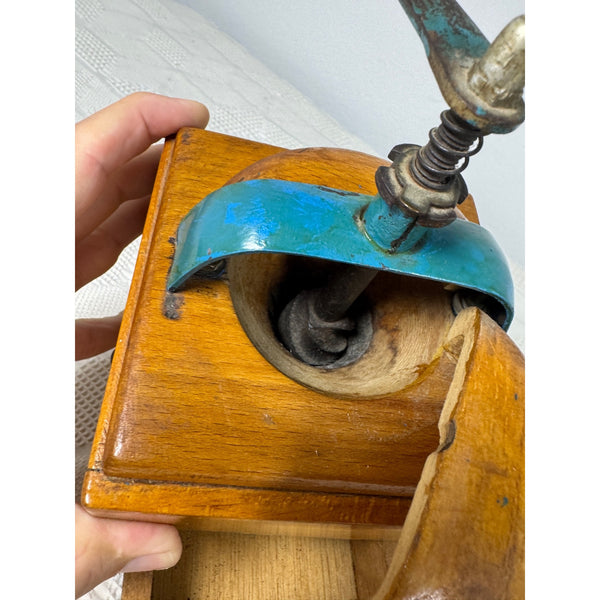 Leinbrocks Ideal Burr Coffee Grinder Vintage 1950s Wood and Metal Hand Crank