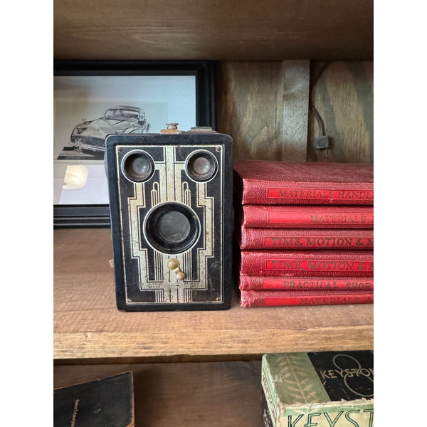 Kodak Six-16 Brownie Box Camera Art Deco Style Classic Vintage Collectible