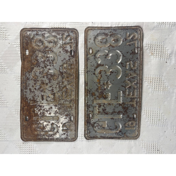 Vintage 1972 Texas GLF 338 License Plates Pair Green w White Embossed Lettering