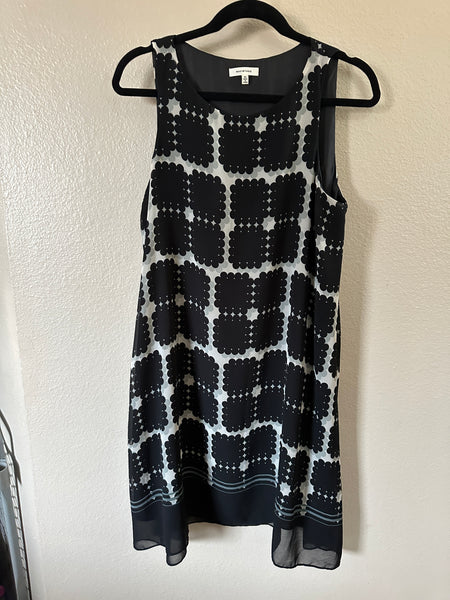 Max Studio Black & White Sleeveless Dress