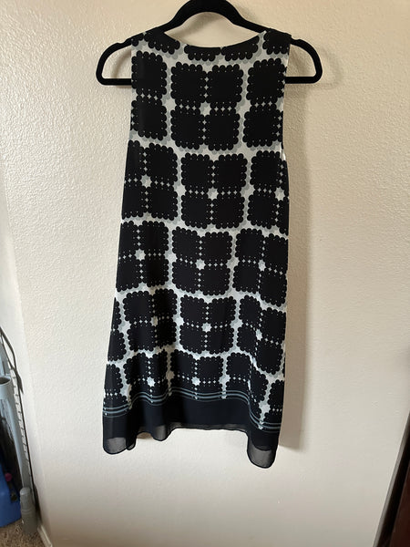 Max Studio Black & White Sleeveless Dress