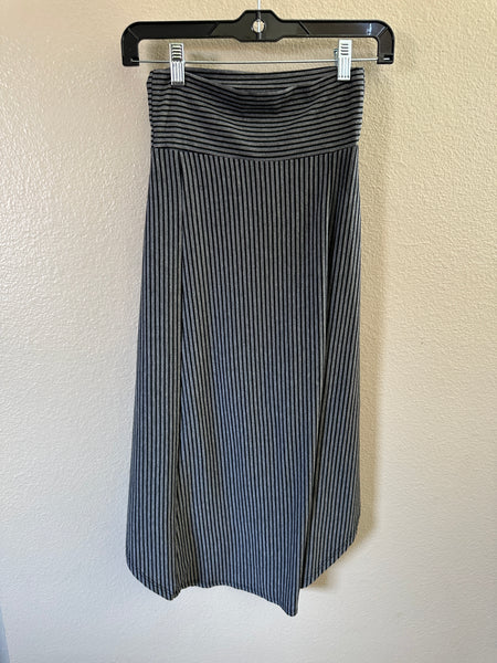 Oboe Long Black & Gray Striped Skirt