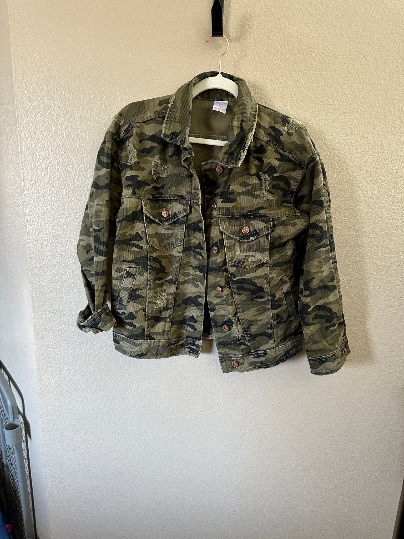 No Boundaries Camo Women's Jacket