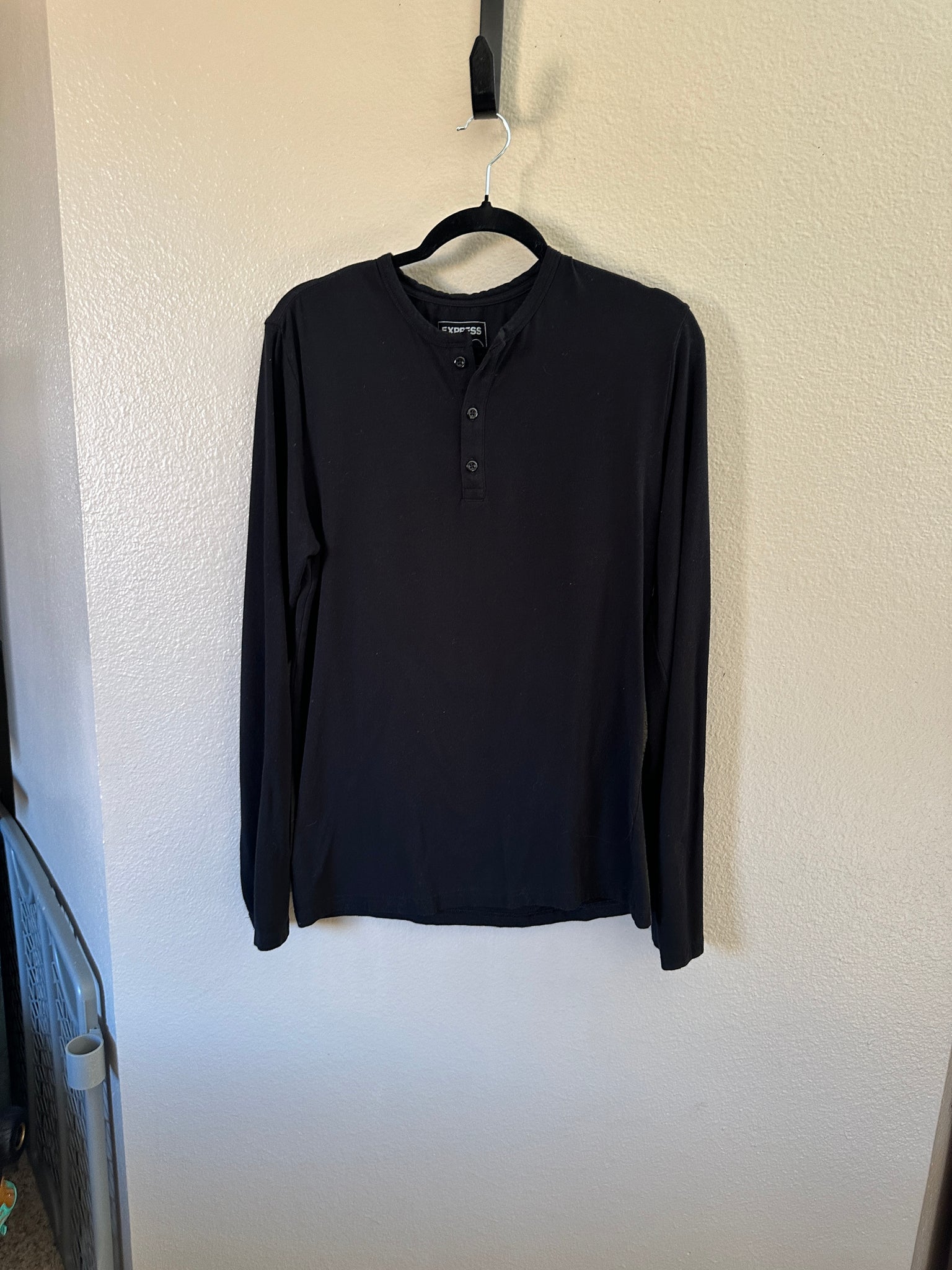 Express Men's Black Long Sleeve Shirt