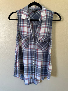 Rock & Republic Sleeveless Plaid Blouse