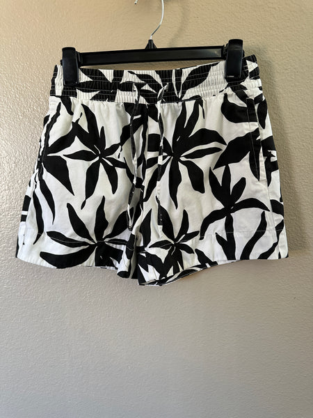 Free Assembly Black & White Floral Shorts