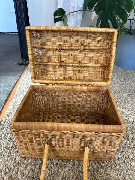 Vintage Rattan Looking Handle Basket open lid view