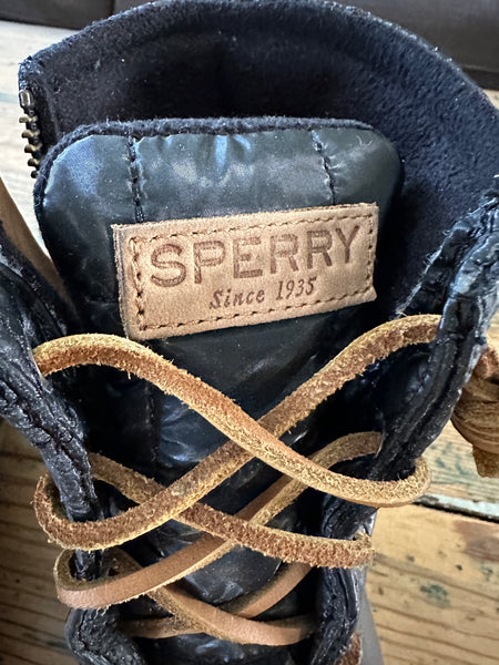 Sperry Womens Saltwater Quilted Boots