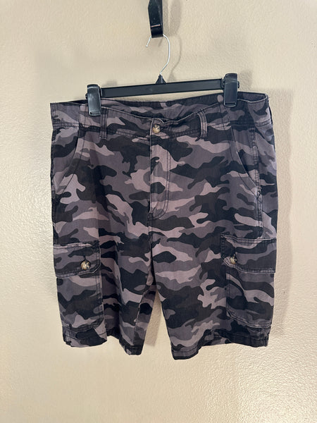 Highlands Original Men's Camo Cargo Shorts