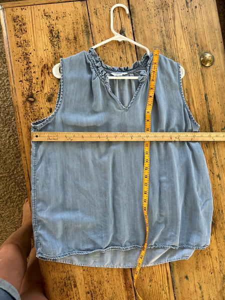 Time & Tru Blue Sleeveless Blouse