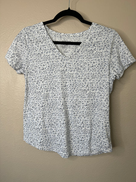 G.H. Bass Women's White with Blue Dots Short Sleeve Blouse