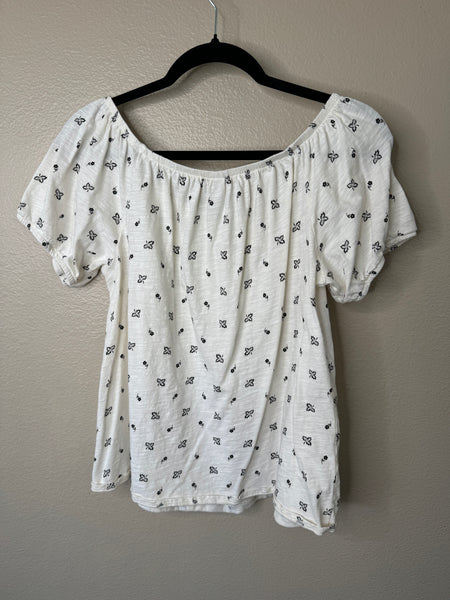 Old Navy Women's White with Black Leaves Short Sleeve Blouse