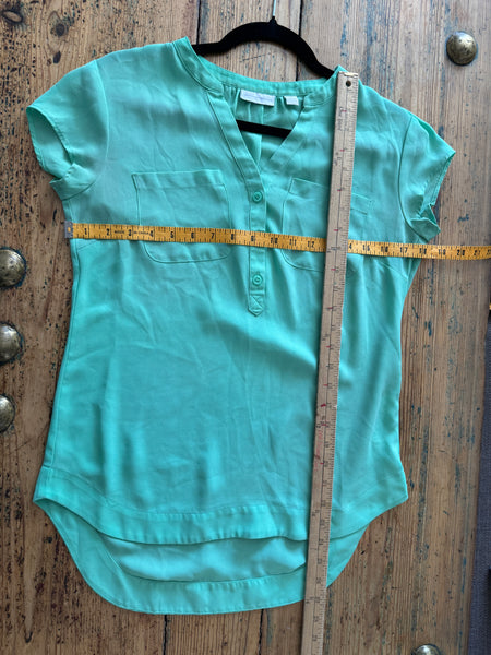 New York & Co Women's Green Short Sleeve Blouse