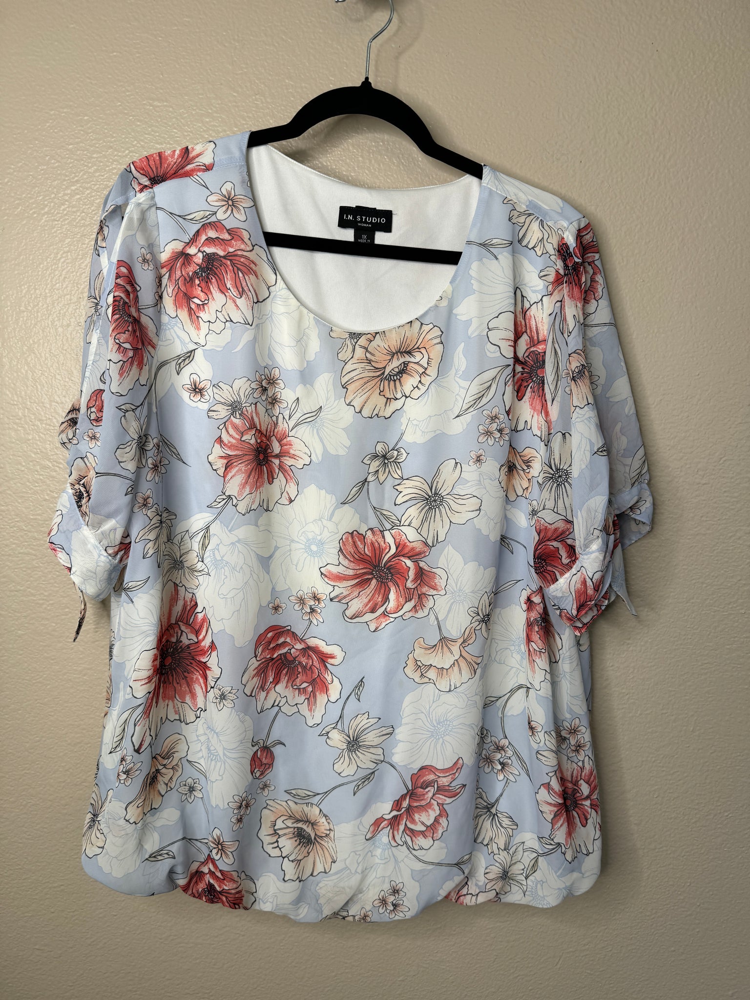 In Studio Women's Floral Short Sleeve Blouse