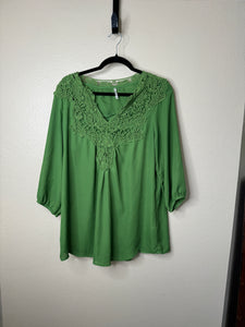 Lucky Women's Green 3/4 Sleeve Blouse