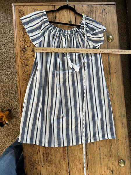 Wrapper Blue/White Dress