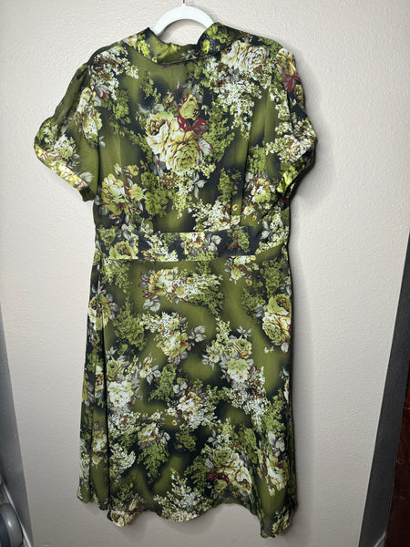 Dressbarn Women's Green Floral Short Sleeve Midi Dress