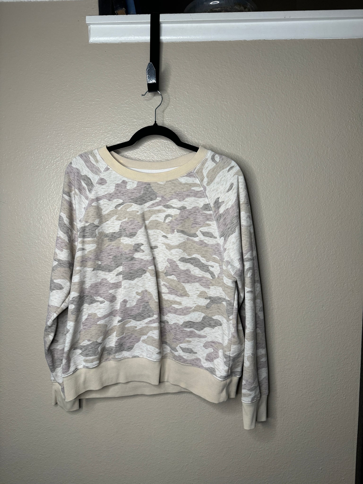 Old Navy Tan Camo Long Sleeve Sweatshirt