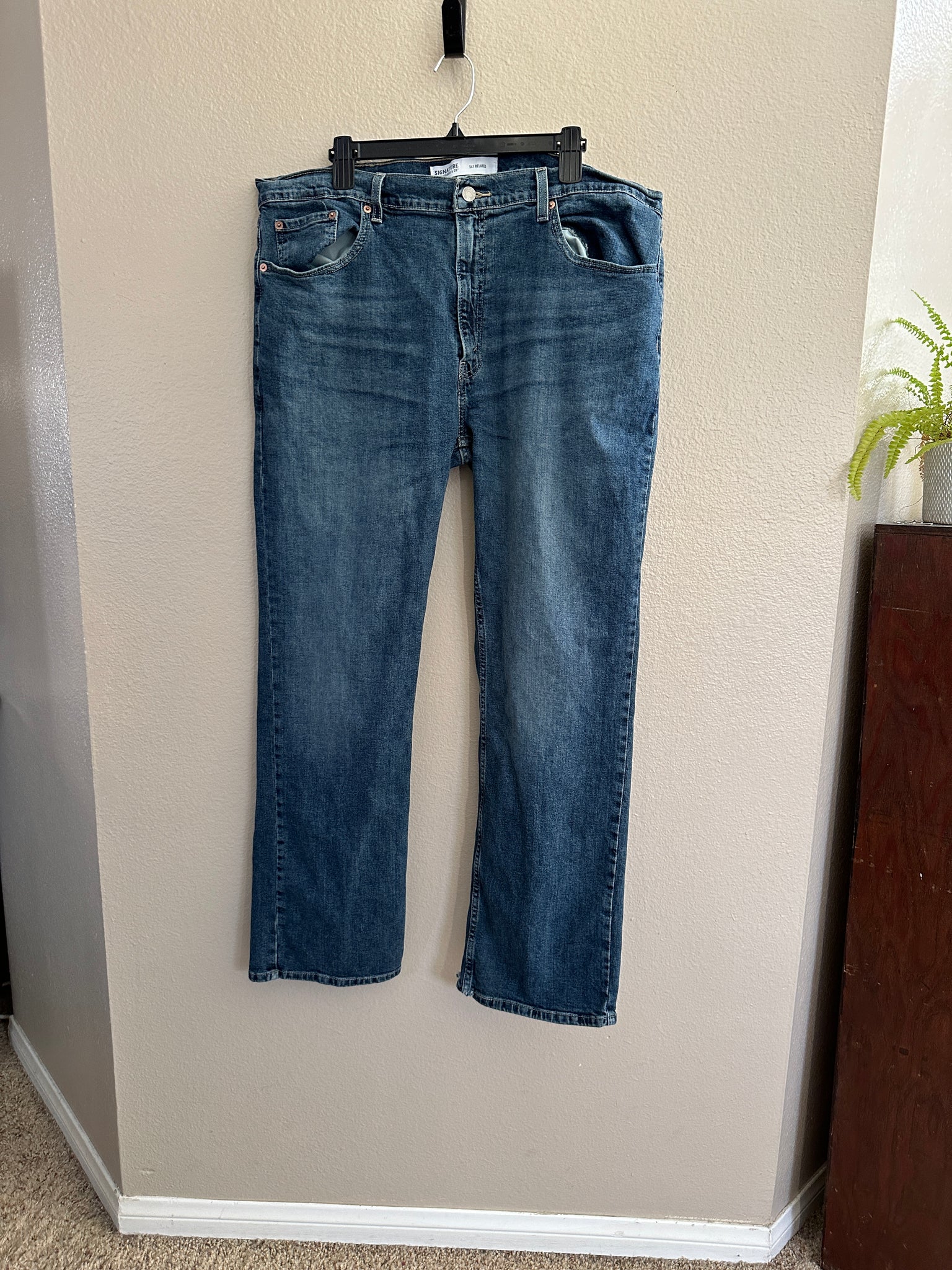 Signature Levi Straus S61 Relaxed Jeans