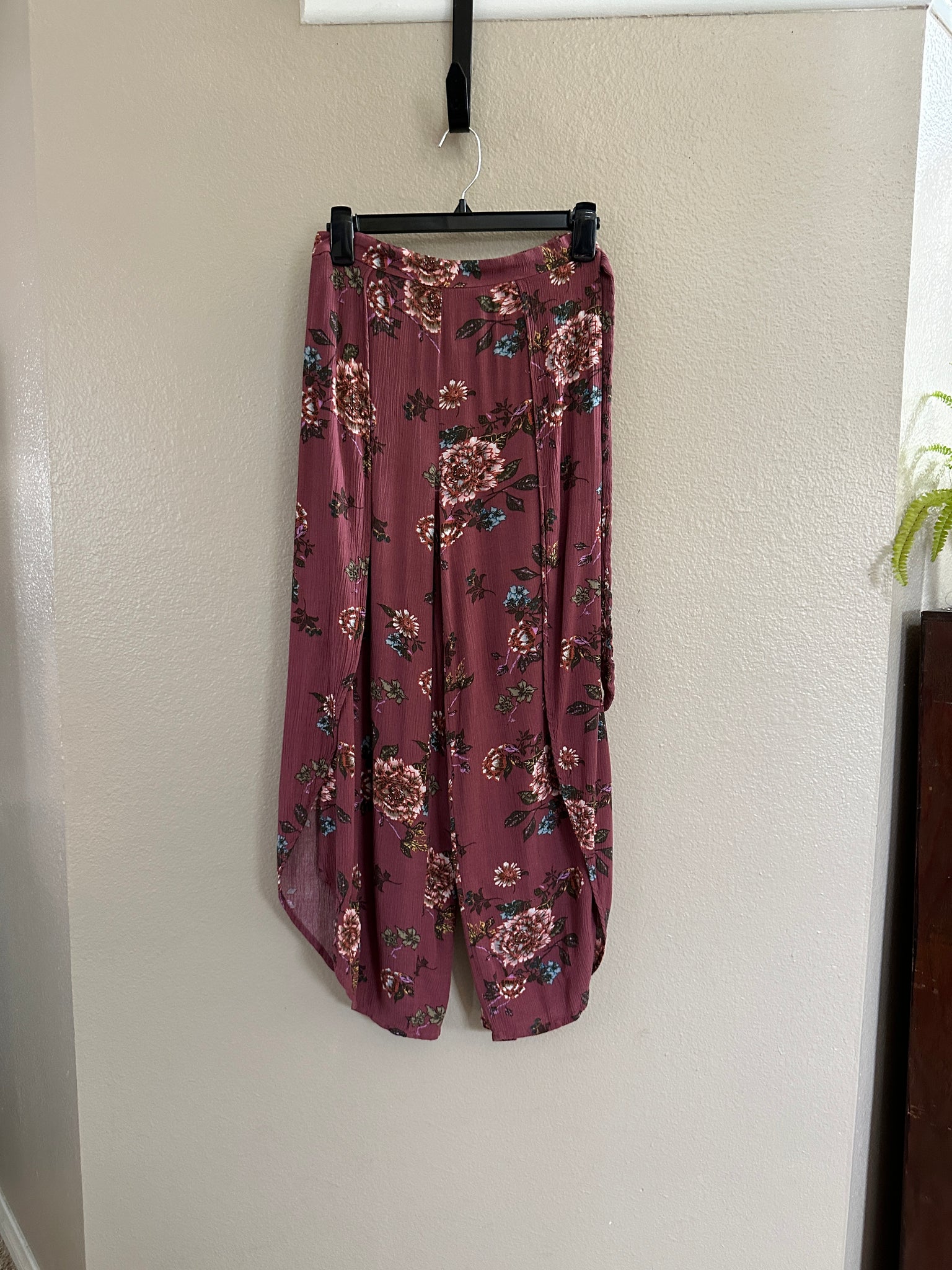 American Rag Floral Pants