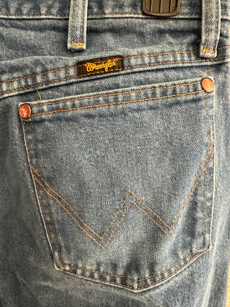 Wrangler Straight Leg Jeans-Small holes