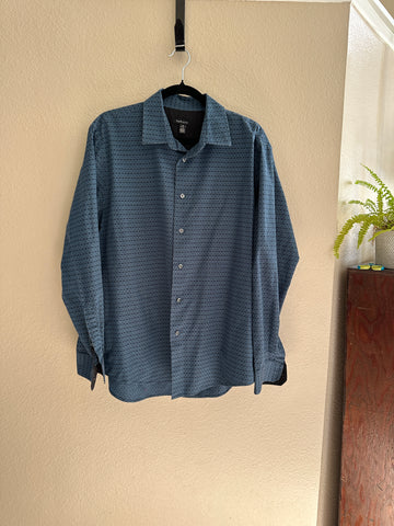 Van Heusen Blue Long Sleeve Dress Shirt