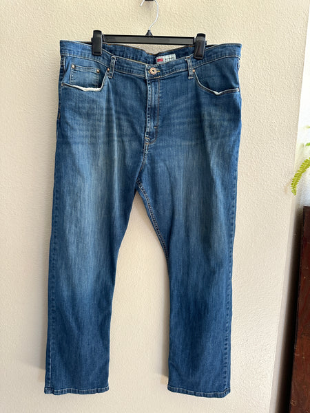 Wrangler Slim Straight Jeans