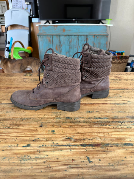 Boc Lace up Boots