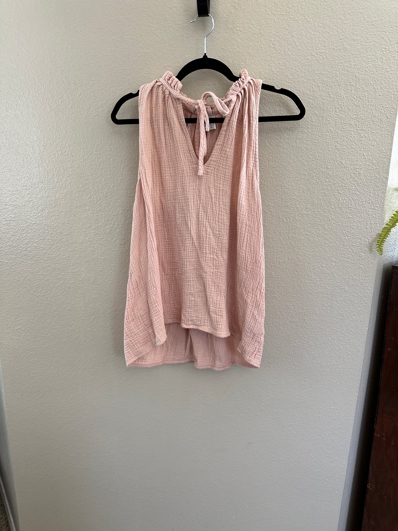 Sirens & Seashells Pink Sleeveless Blouse