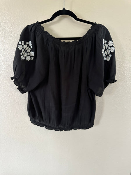 Lucky Brand Women's Black Embroidered Short Sleeve Blouse