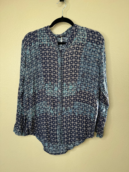 Free People Women's Blue Floral Long Sleeve Blouse