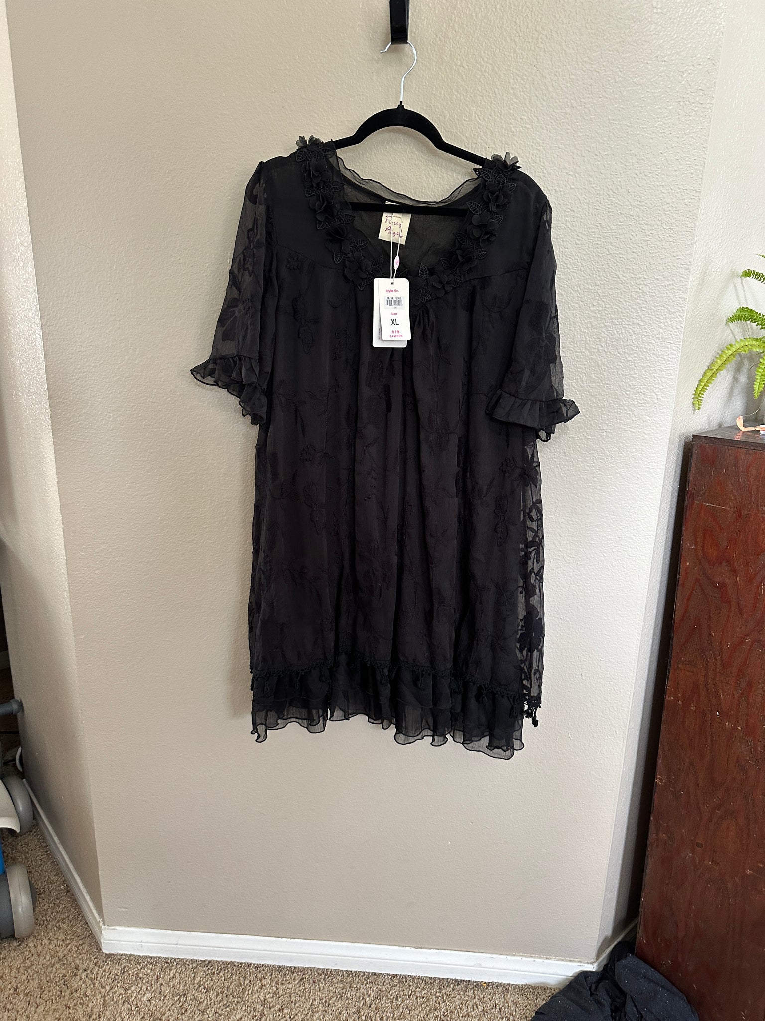 Pretty Angel Women's Black Lace Short Sleeve Dress-NWT