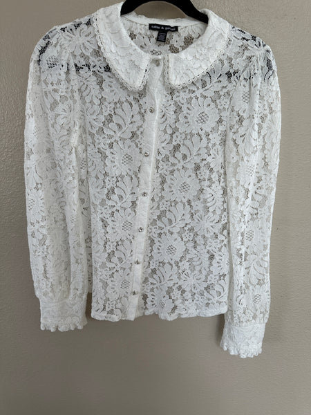 Cable & Gauge White Lace Long Sleeve Blouse