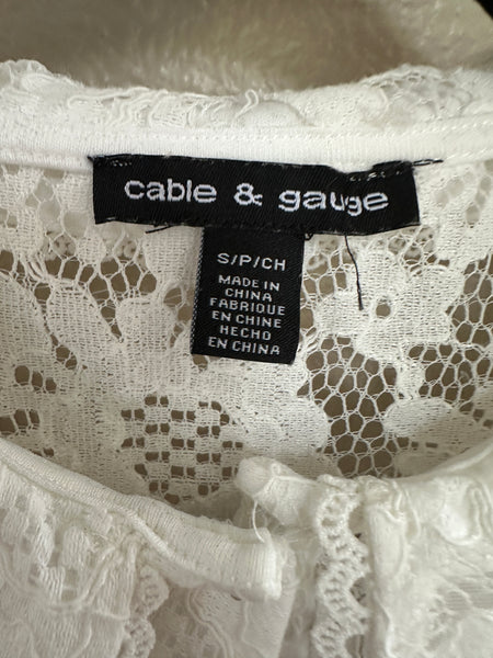 Cable & Gauge White Lace Long Sleeve Blouse