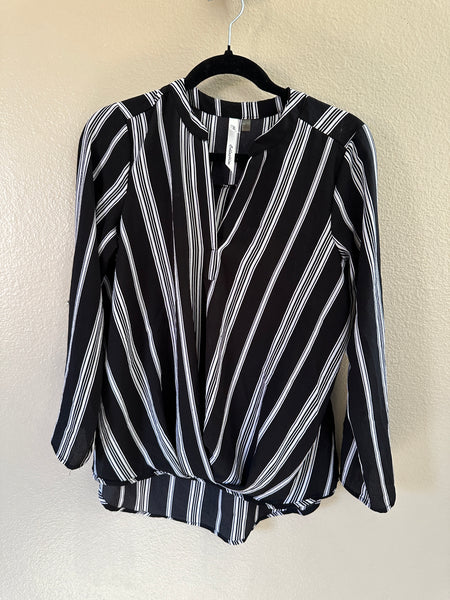 NY Collection Black Long Sleeve Blouse